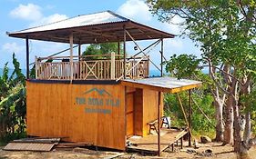 The Bola Vila